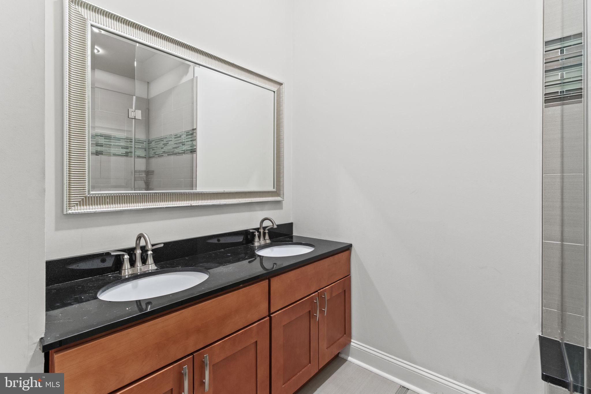 SPRING ARTS - Residential Lease