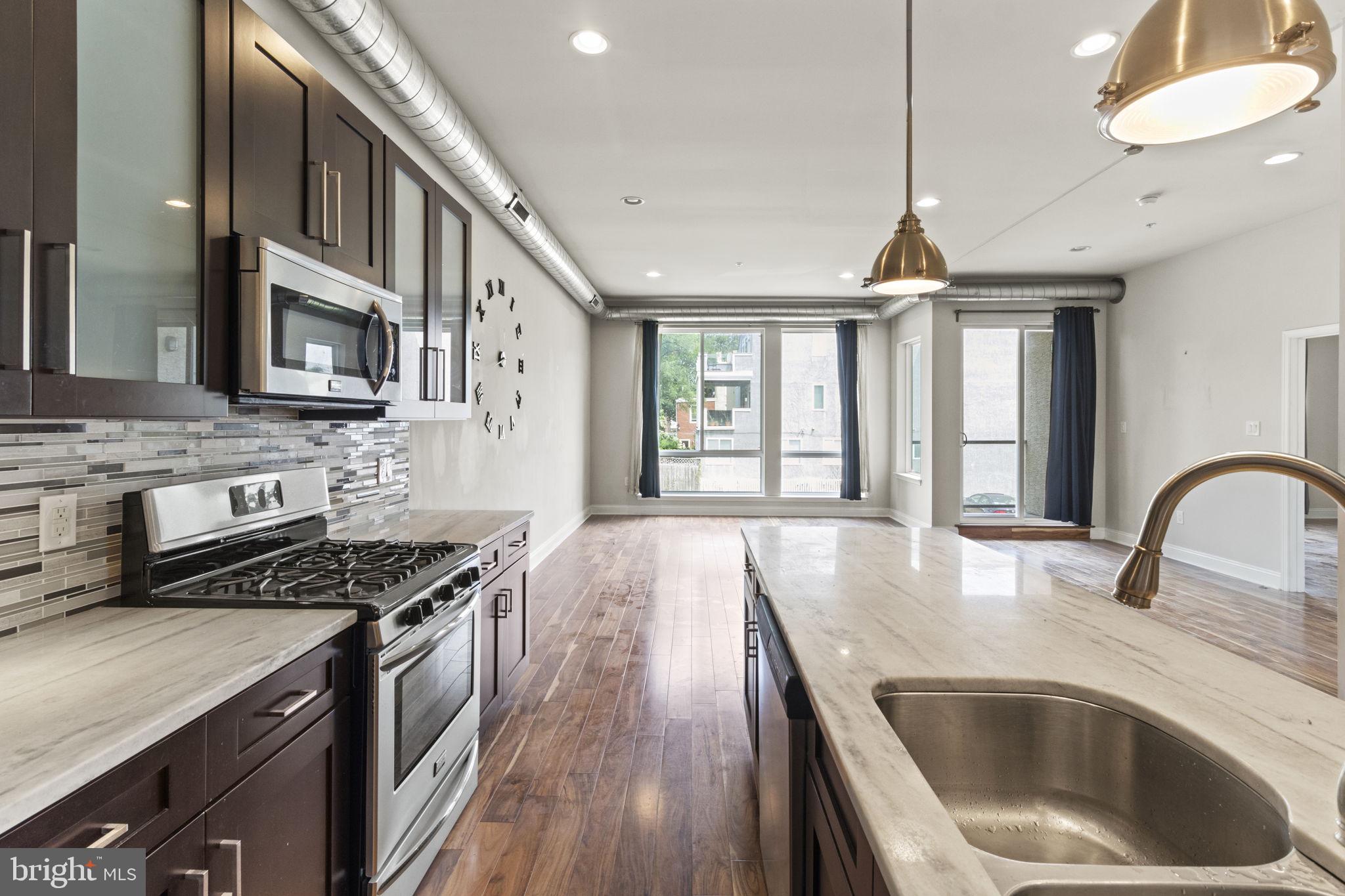 SPRING ARTS - Residential Lease