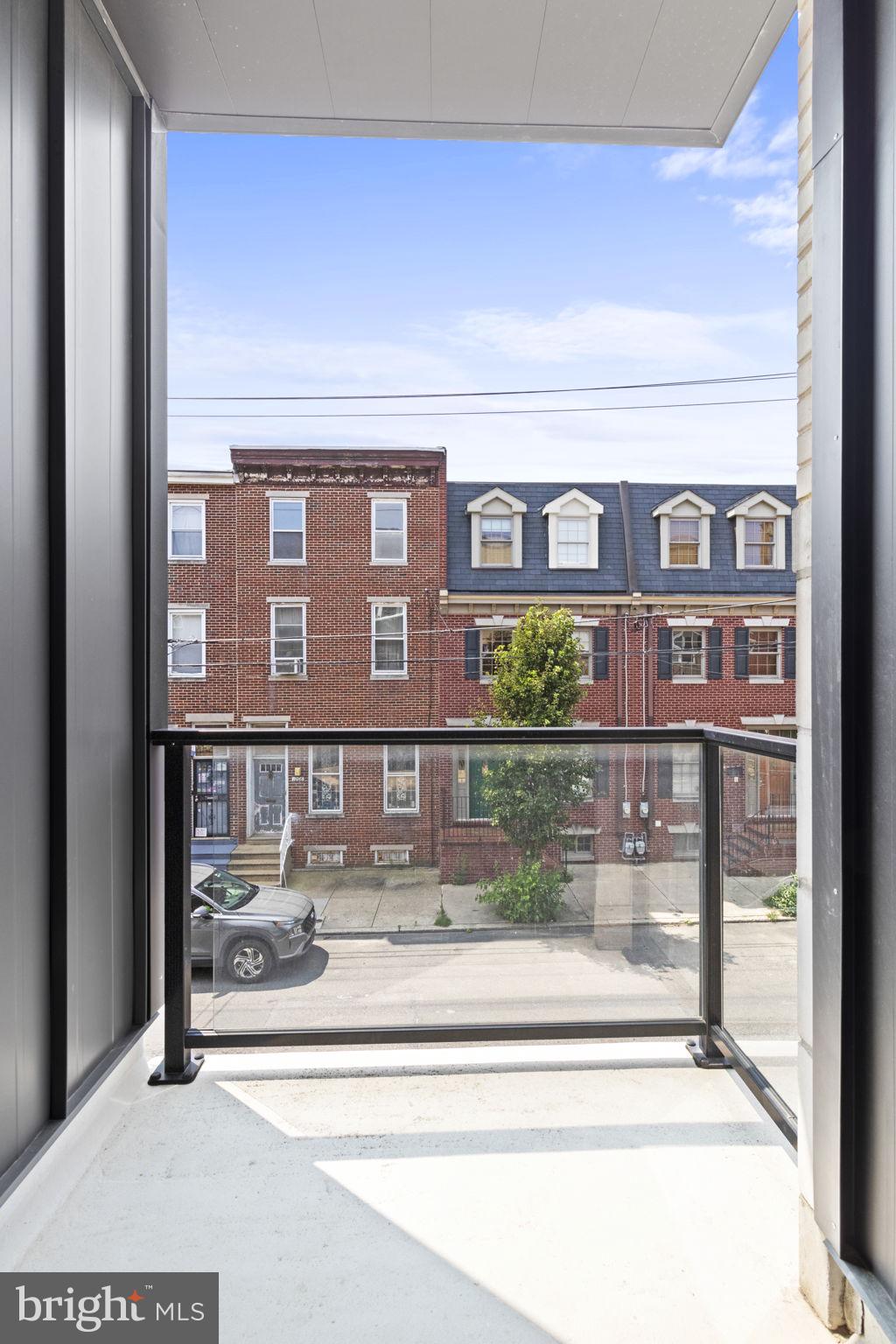 SPRING ARTS - Residential Lease