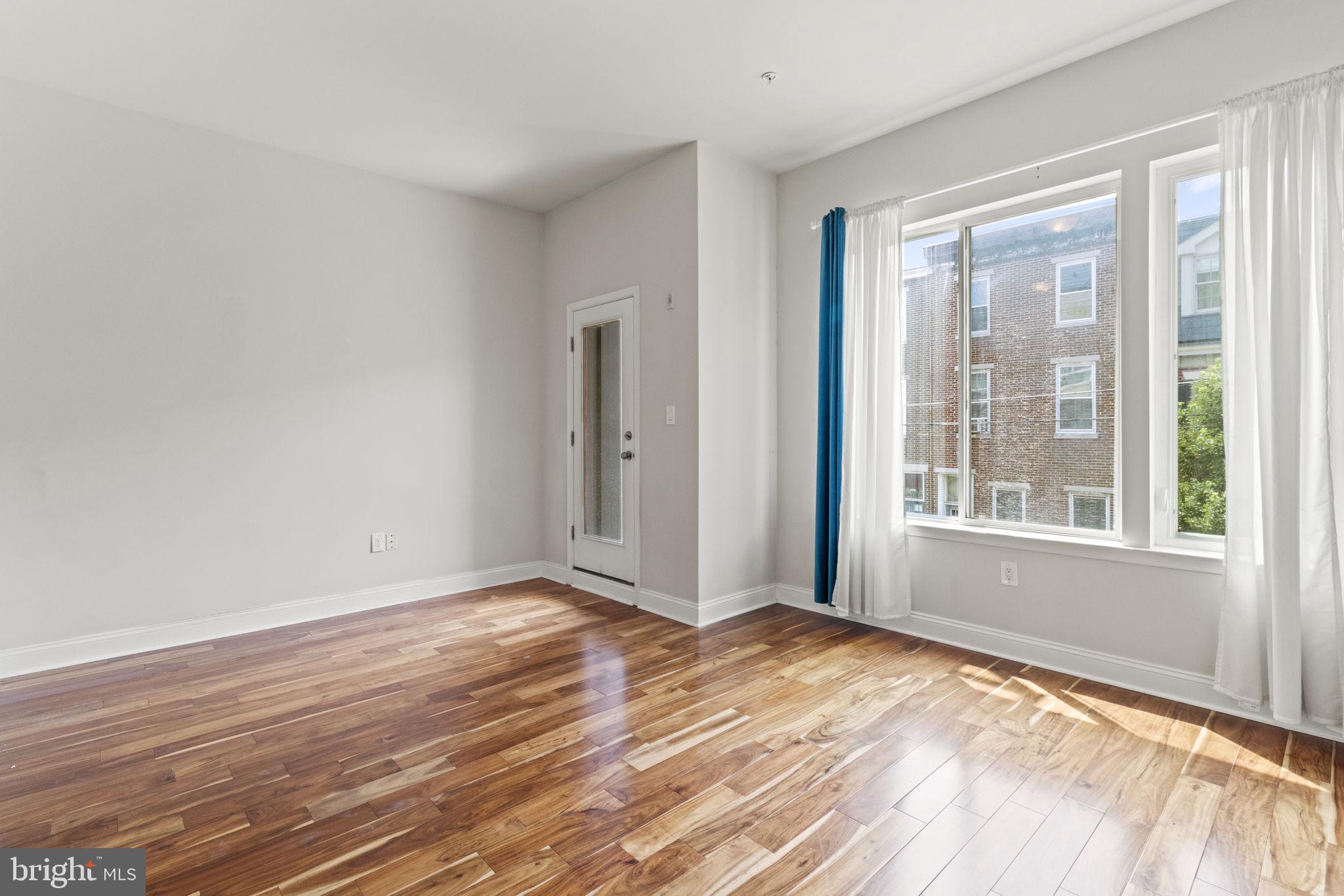 SPRING ARTS - Residential Lease