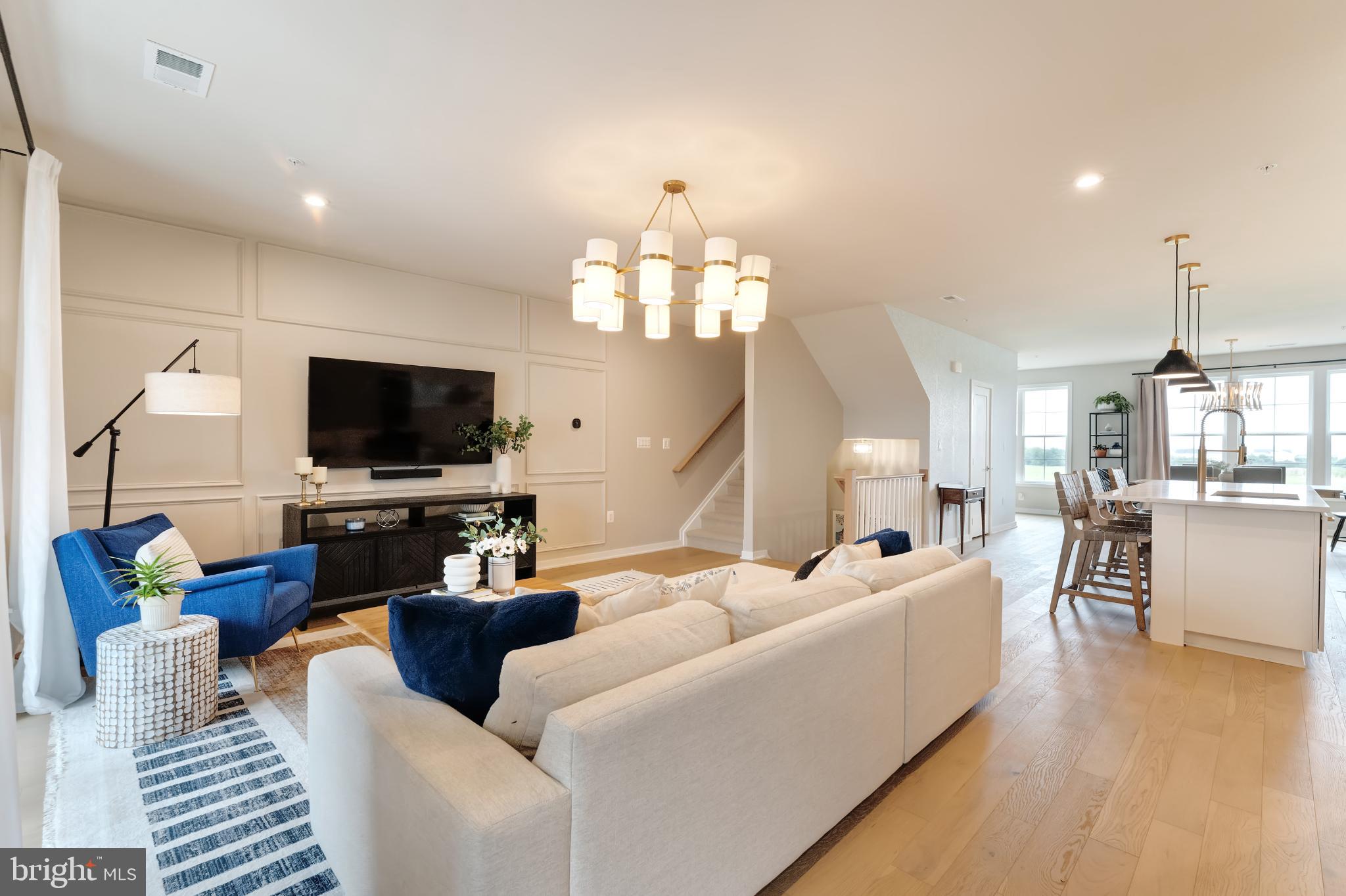 METRO WALK AT MOOREFIELD STATION - Residential Lease