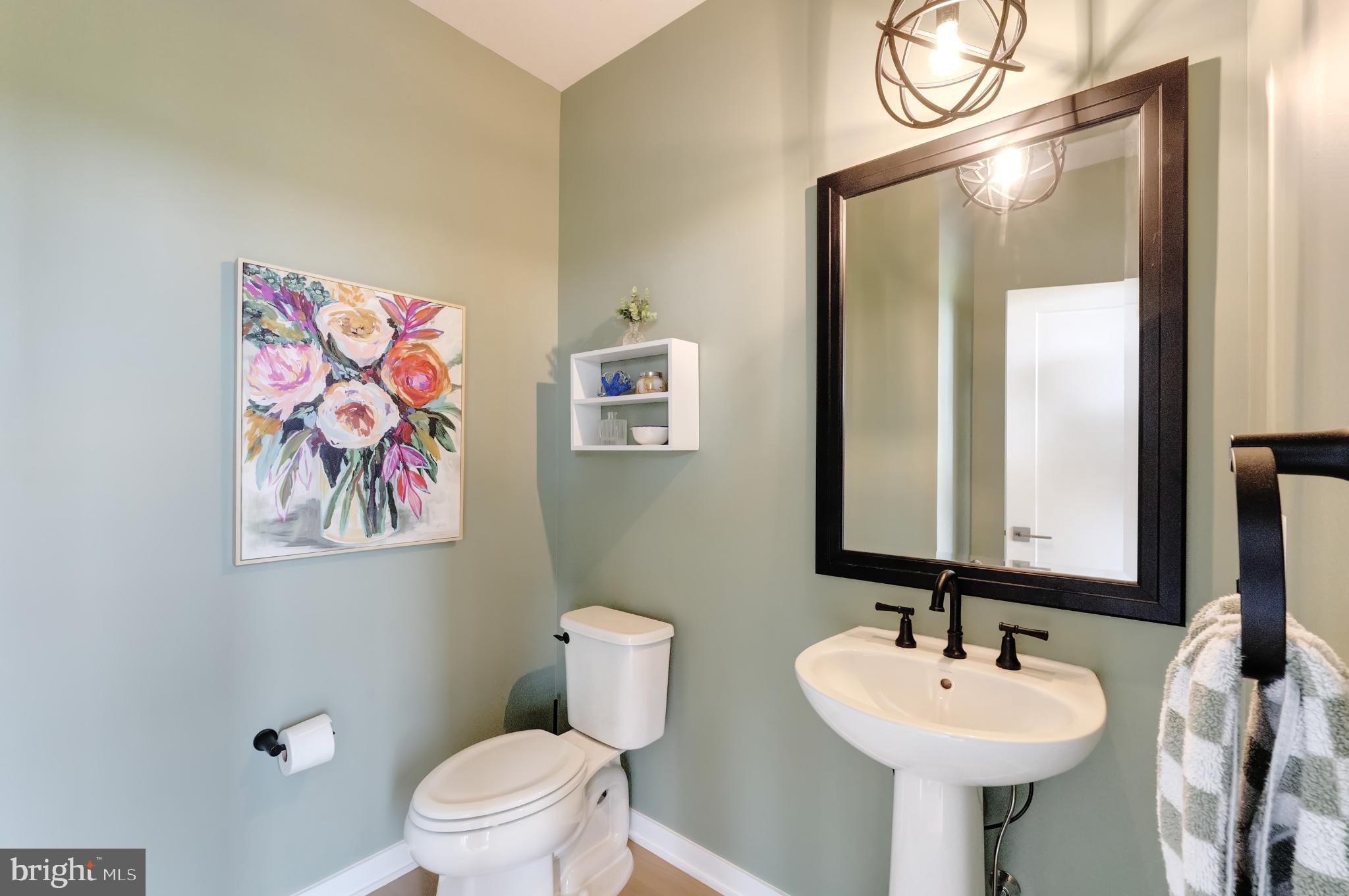 METRO WALK AT MOOREFIELD STATION - Residential Lease