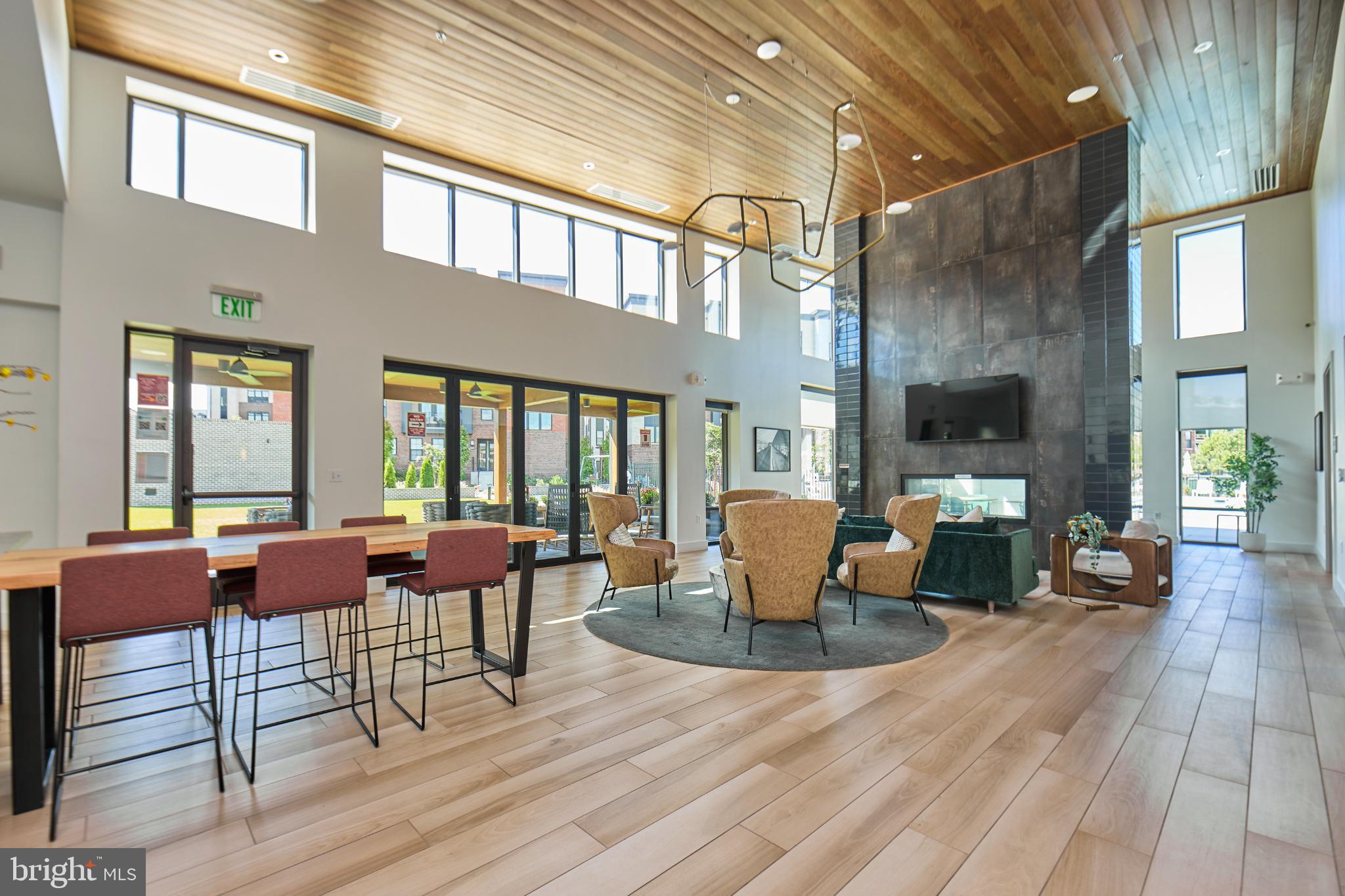 METRO WALK AT MOOREFIELD STATION - Residential Lease