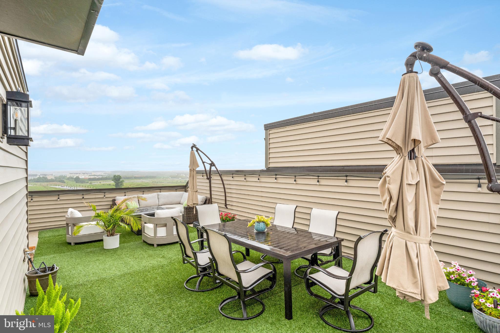 METRO WALK AT MOOREFIELD STATION - Residential Lease