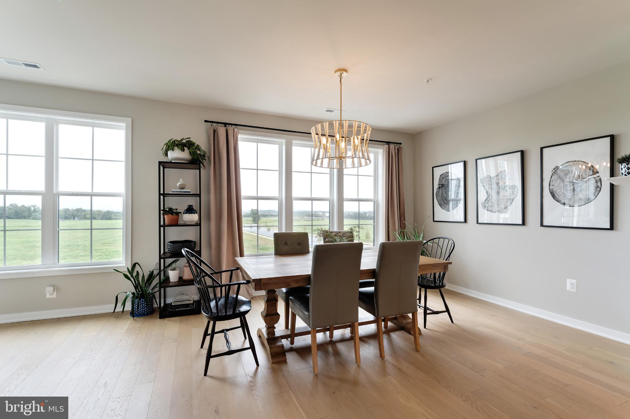 METRO WALK AT MOOREFIELD STATION - Residential Lease