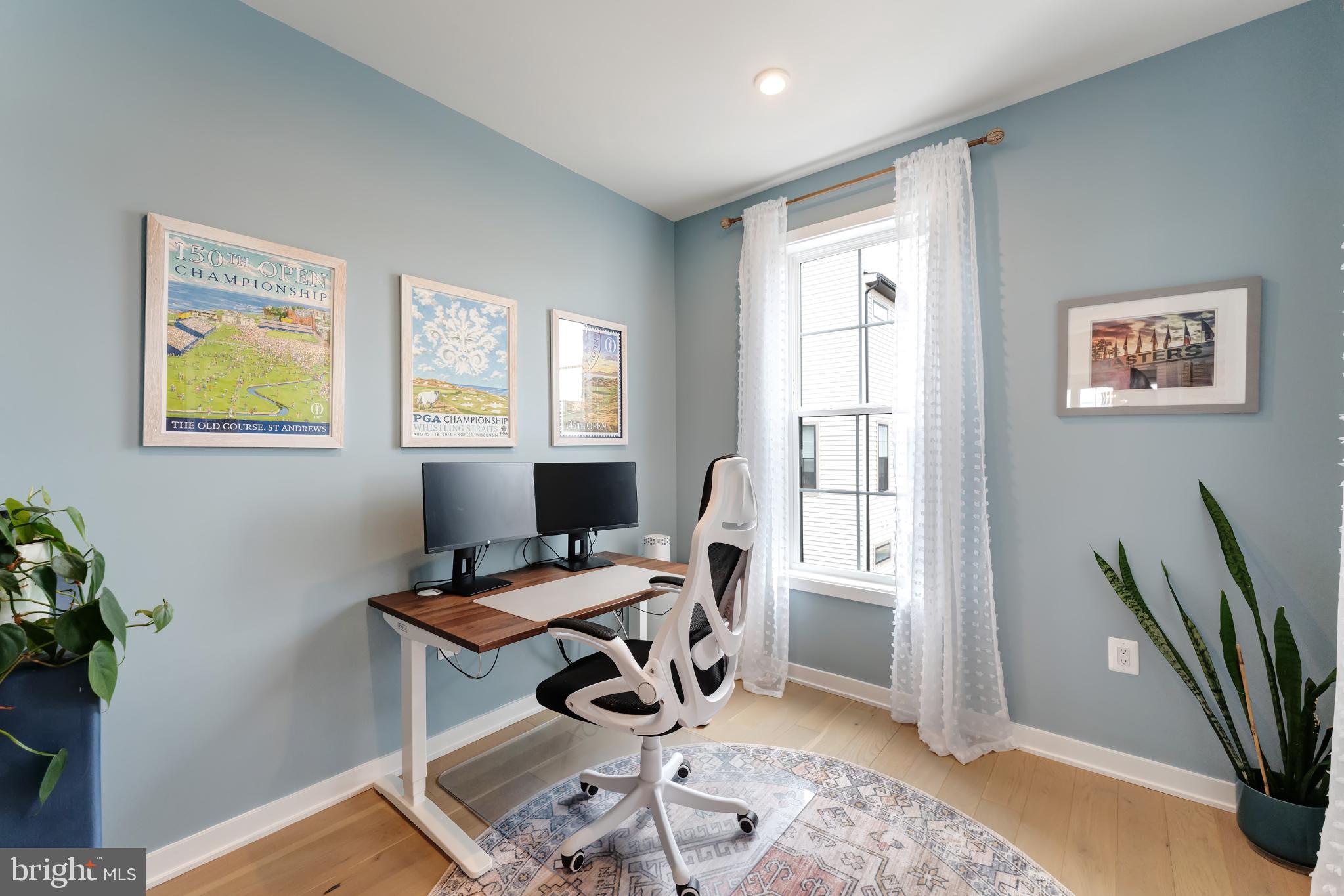 METRO WALK AT MOOREFIELD STATION - Residential Lease