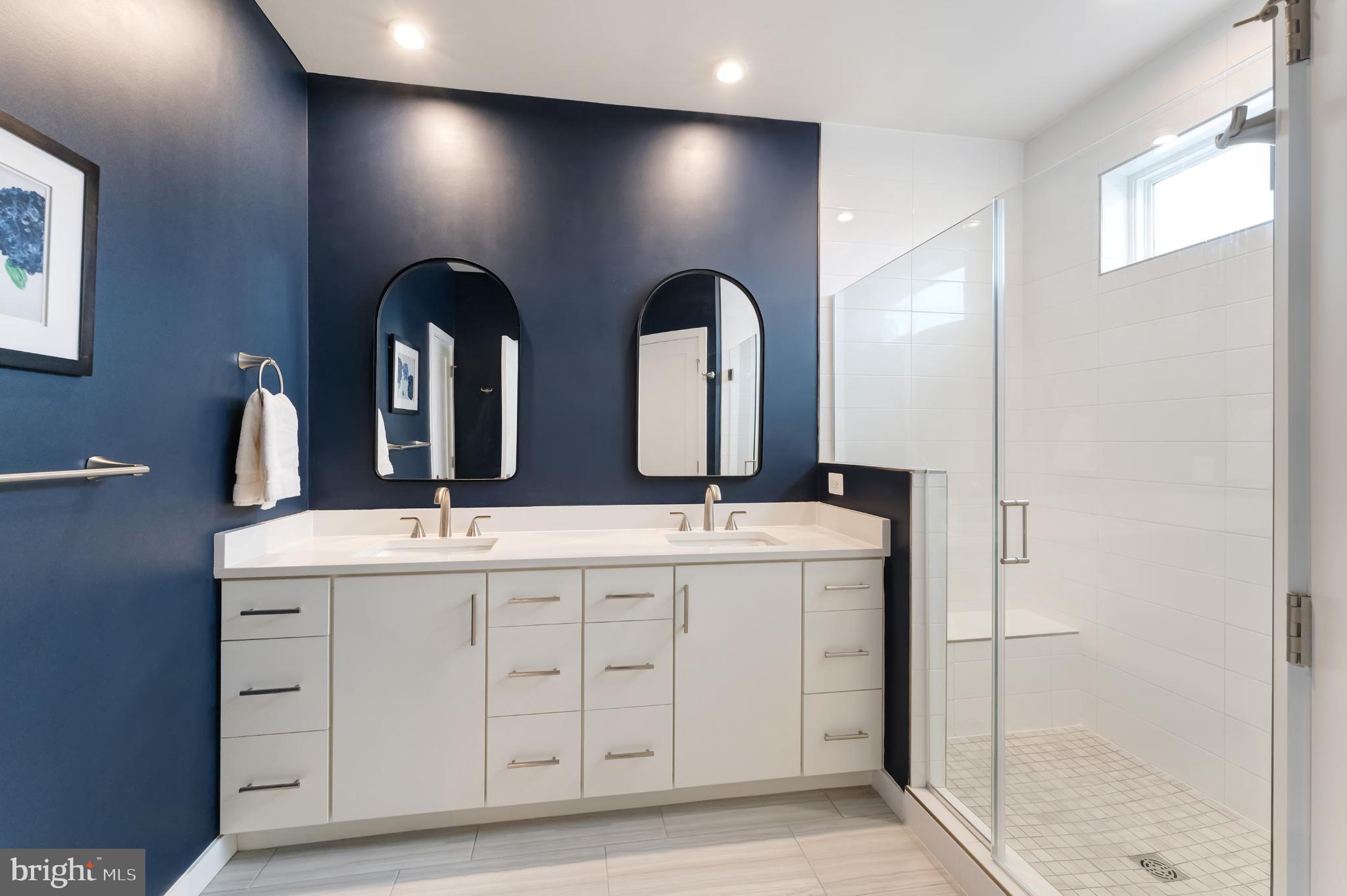 METRO WALK AT MOOREFIELD STATION - Residential Lease