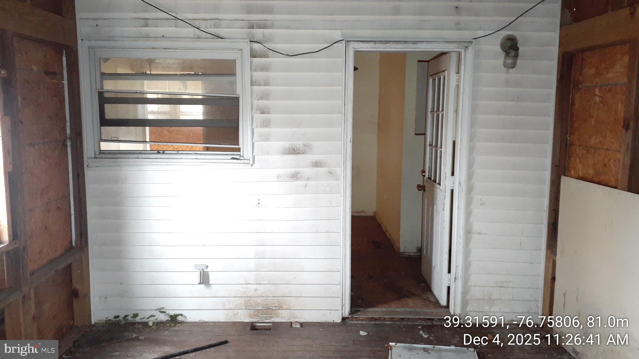 CHADWICK MANOR - Residential