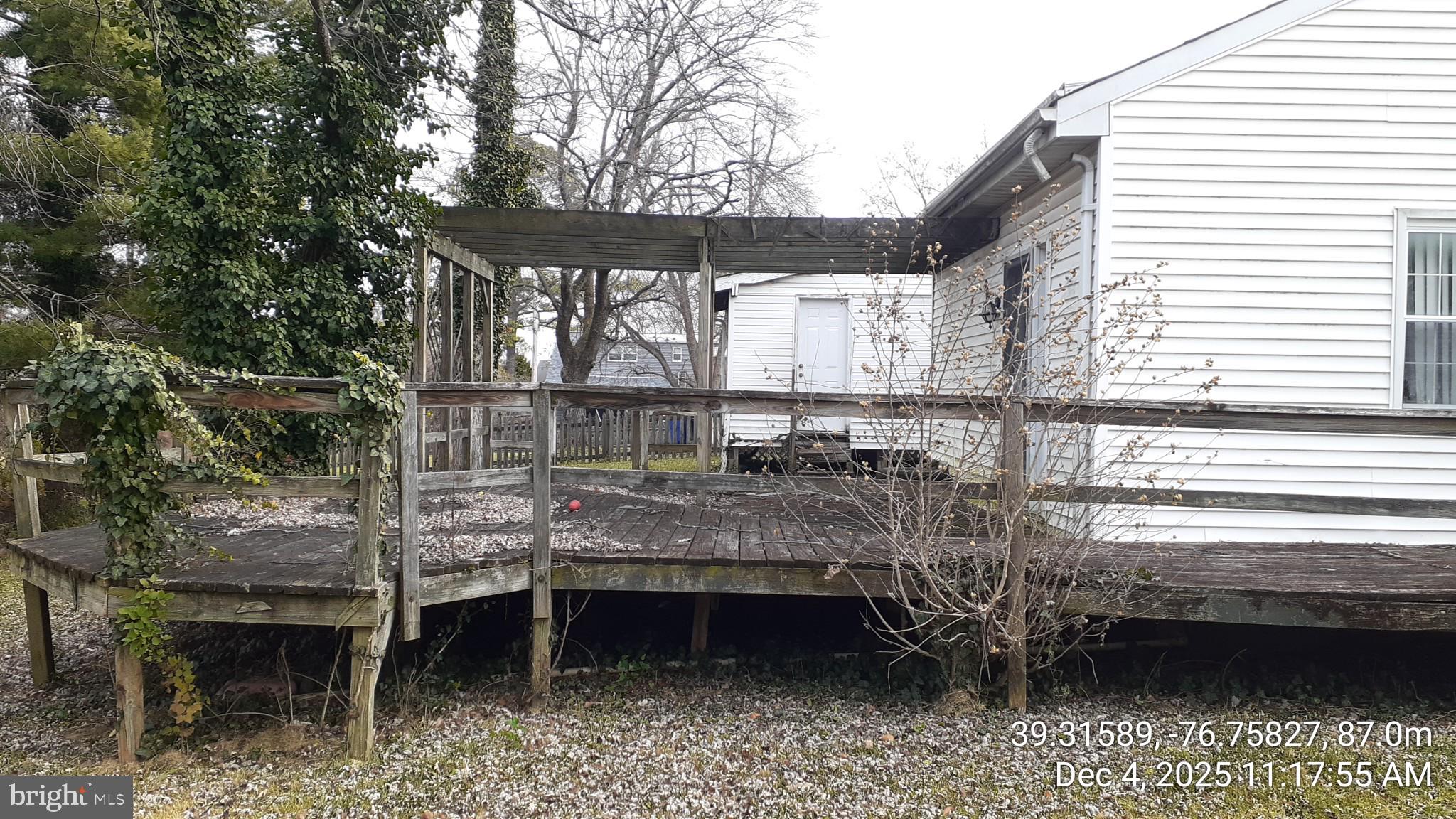 CHADWICK MANOR - Residential