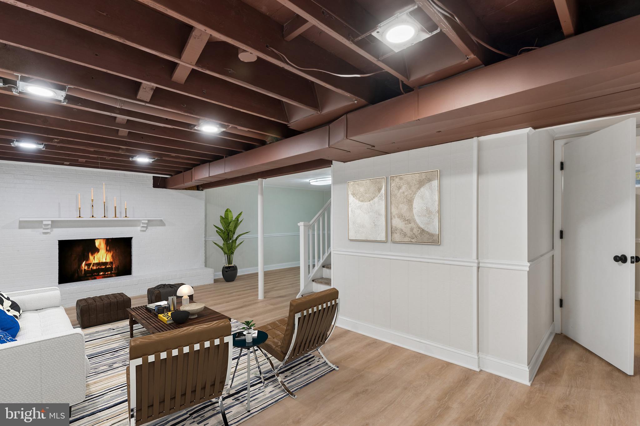 LONG POINT ON THE MAGOTHY - Residential