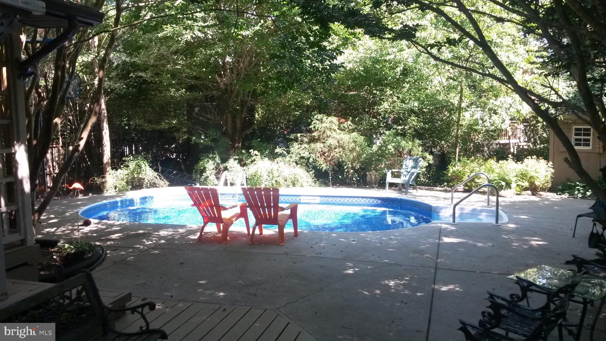 LONG POINT ON THE MAGOTHY - Residential