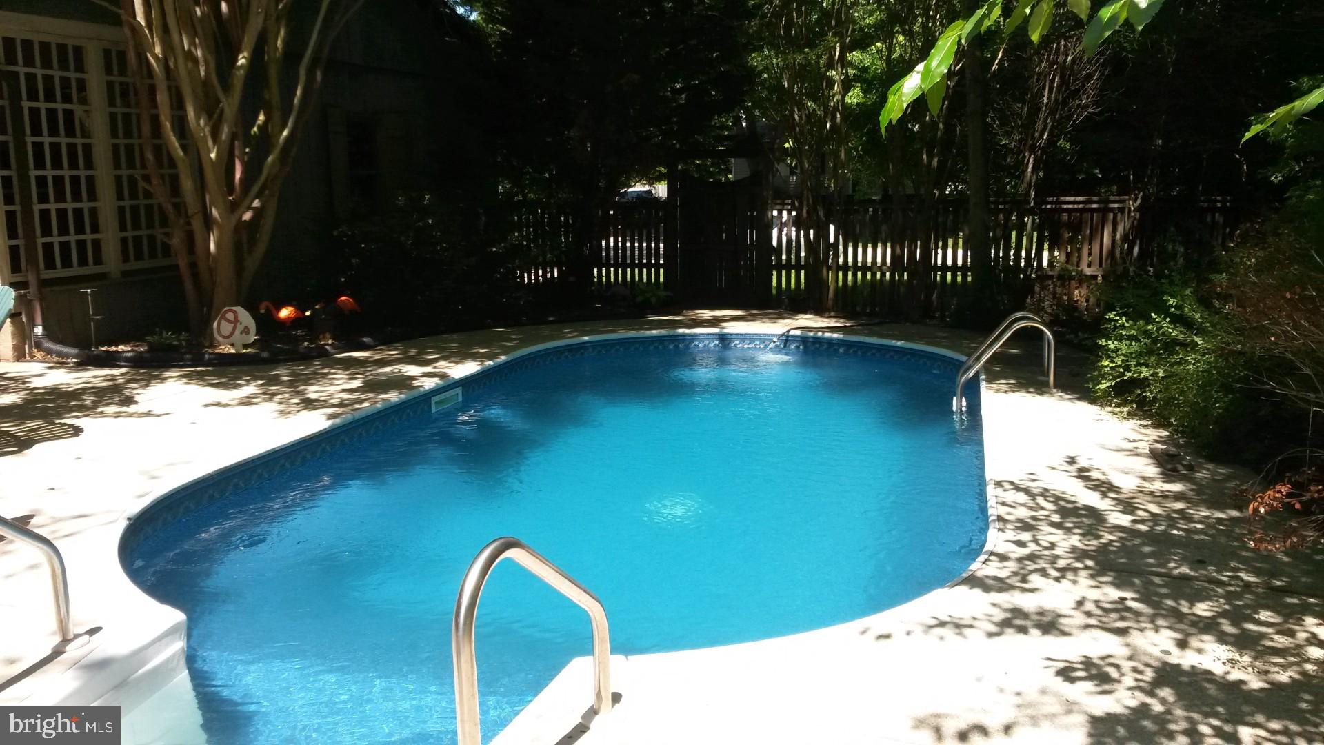 LONG POINT ON THE MAGOTHY - Residential