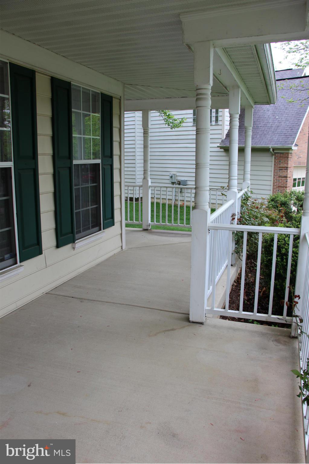 LAKE RIDGE - Residential