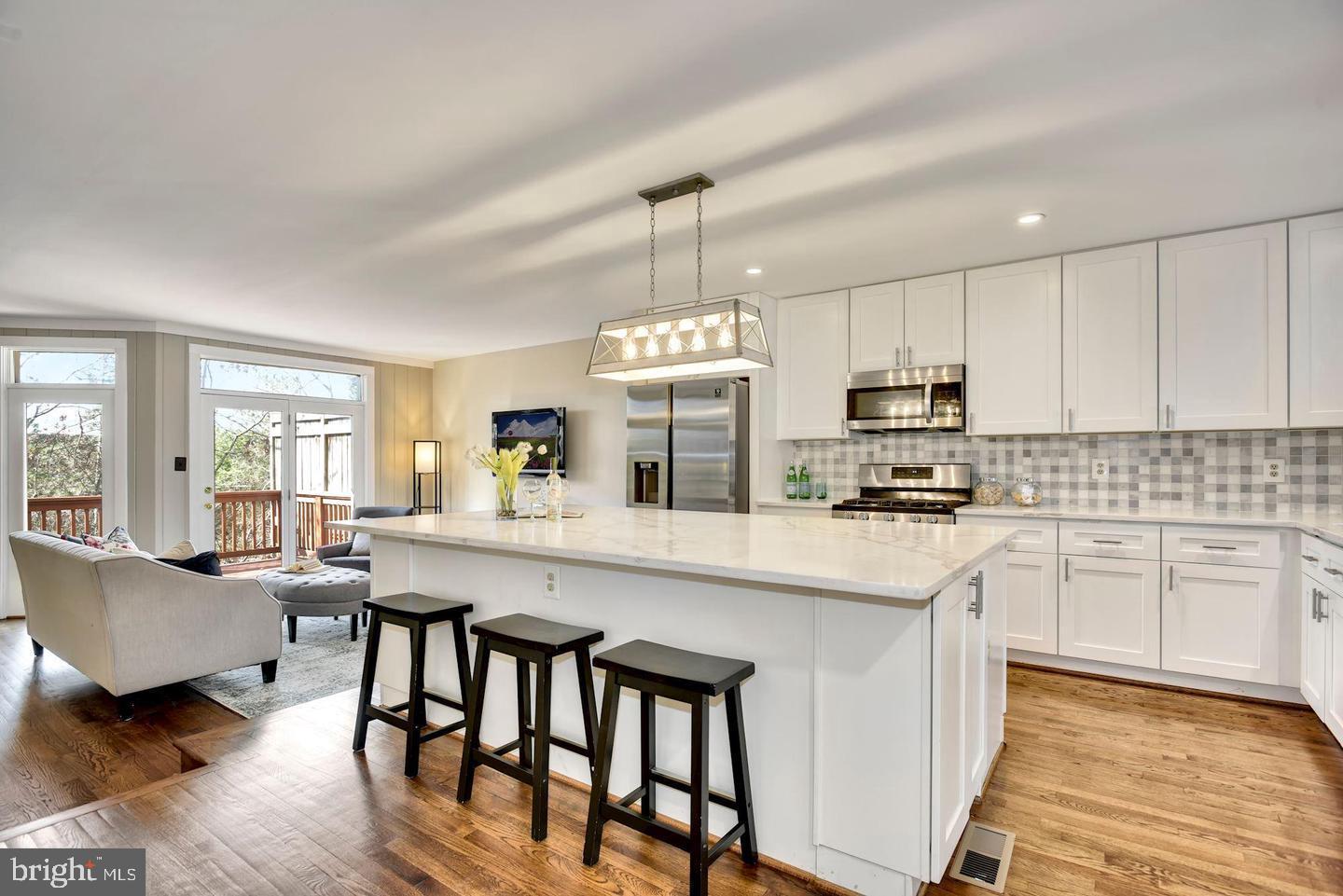 FAIR LAKES - Residential Lease