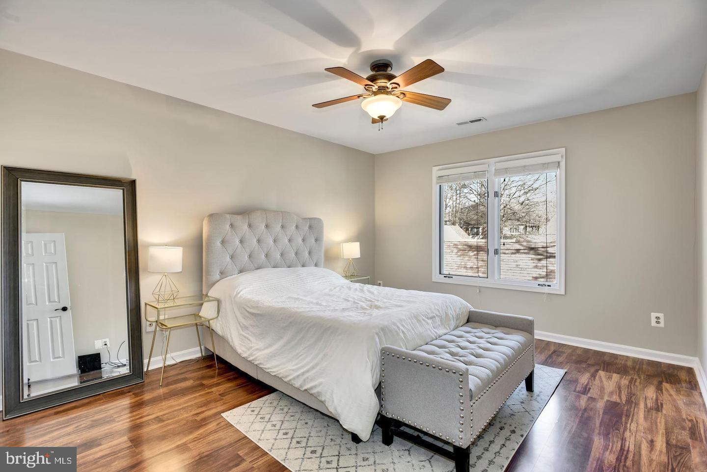 FAIR LAKES - Residential Lease