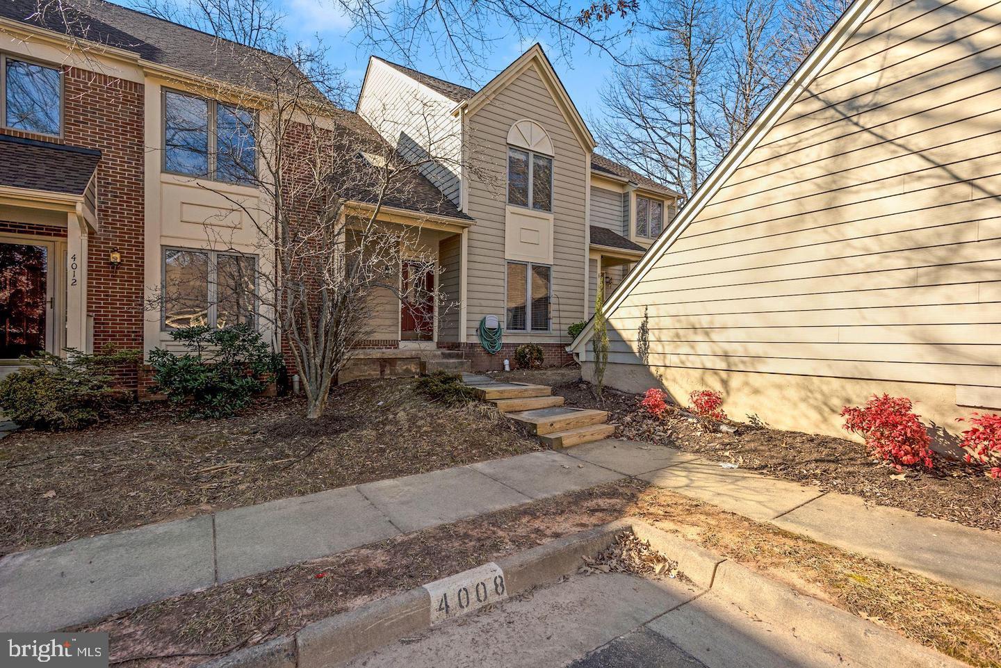 FAIR LAKES - Residential Lease