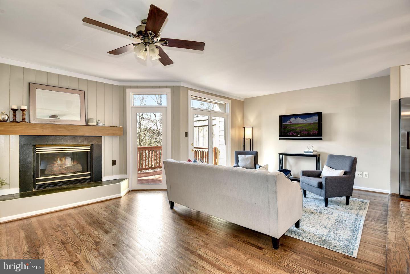 FAIR LAKES - Residential Lease