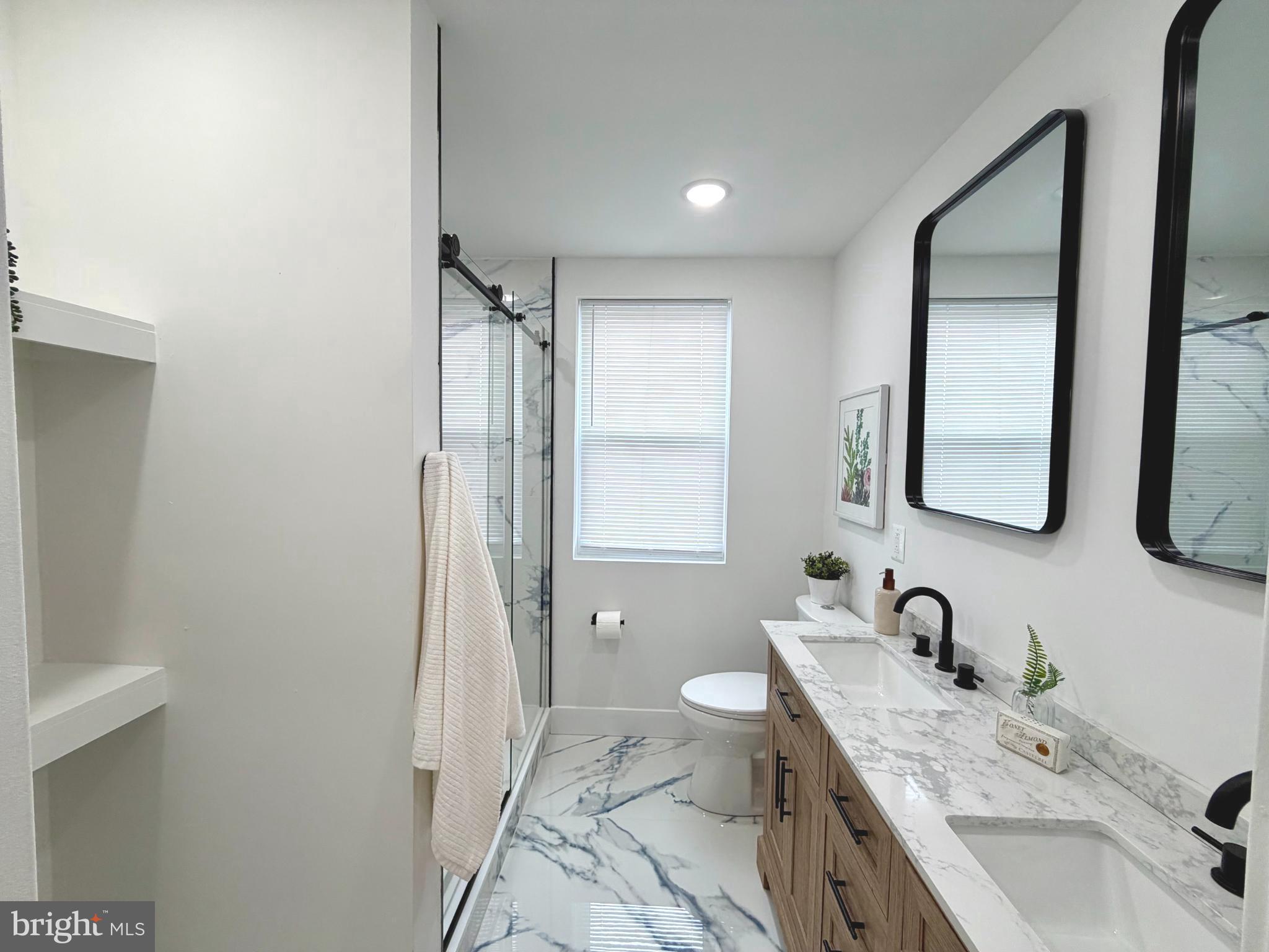 SQUIRREL HILL - Residential