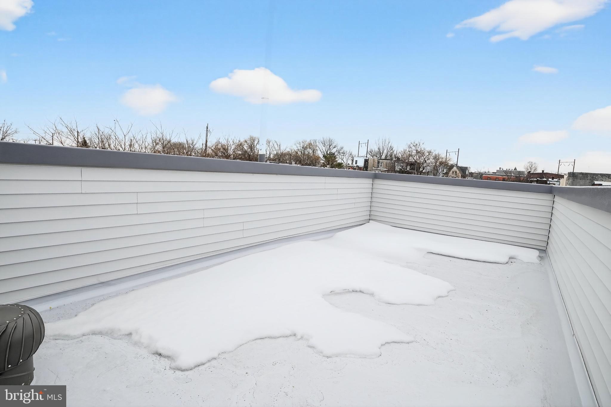 SQUIRREL HILL - Residential