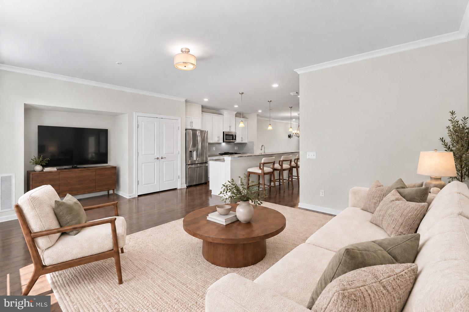 45137 KINCORA DRIVE