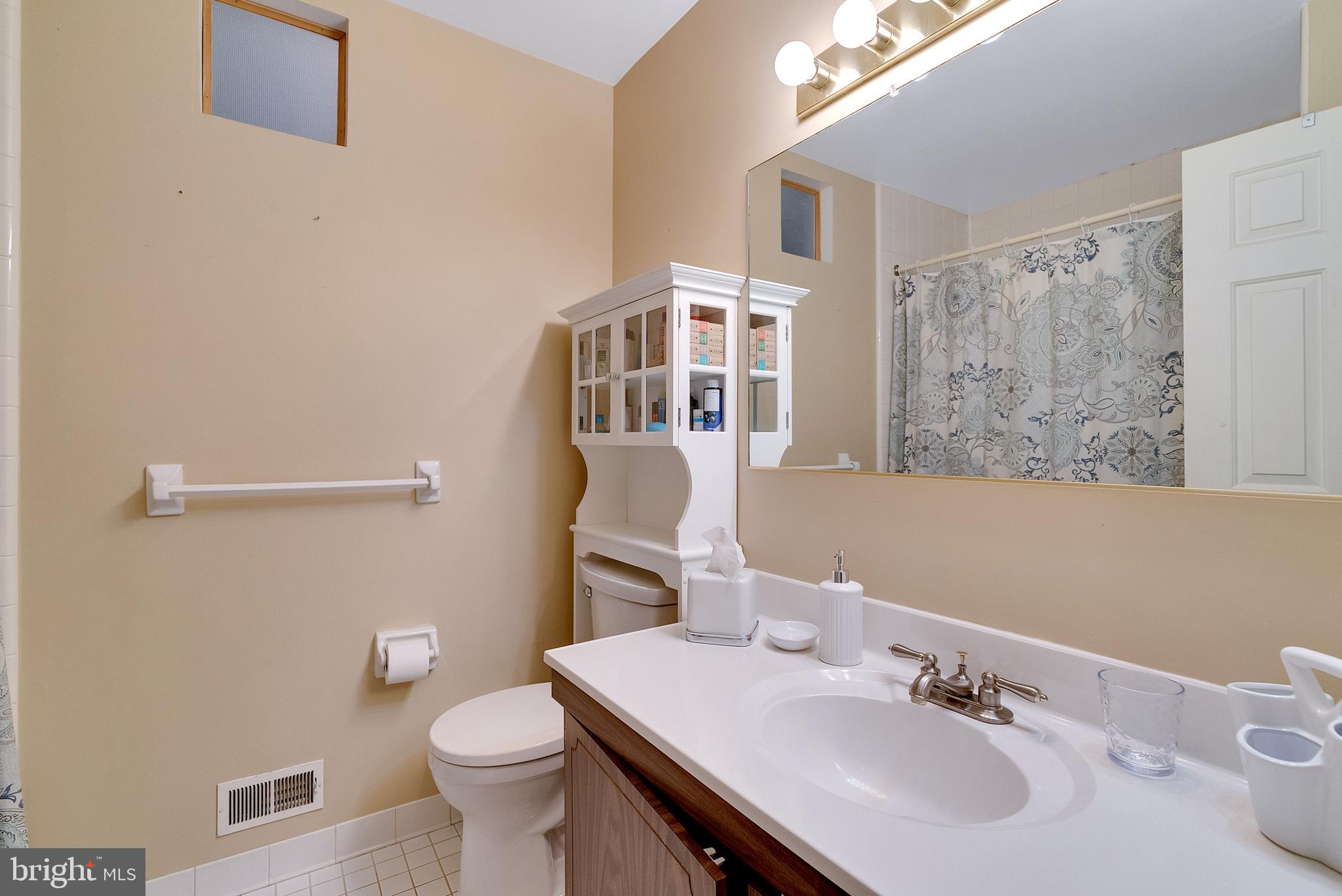FAIR HILLS - Residential