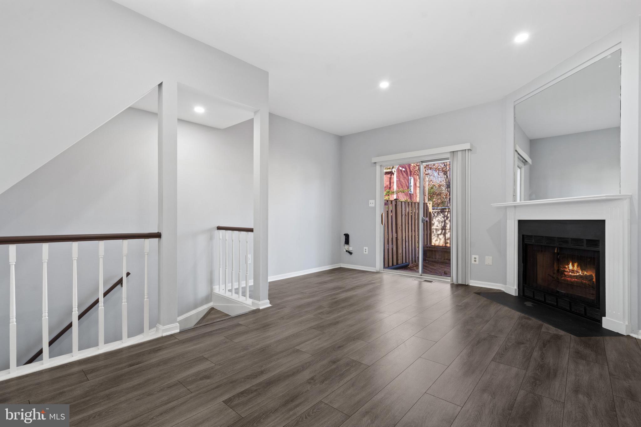 WHISPERWOOD - Residential