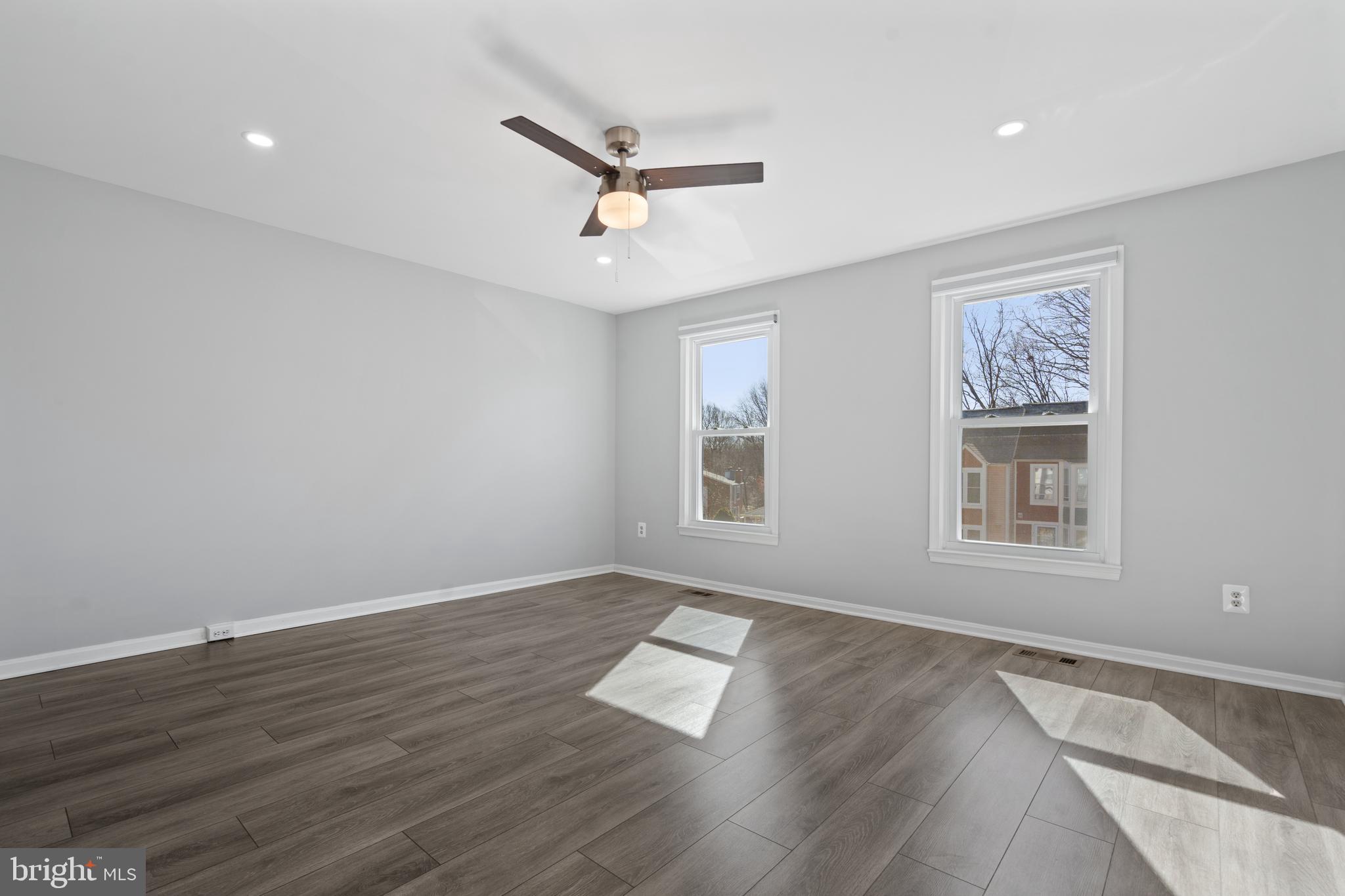 WHISPERWOOD - Residential