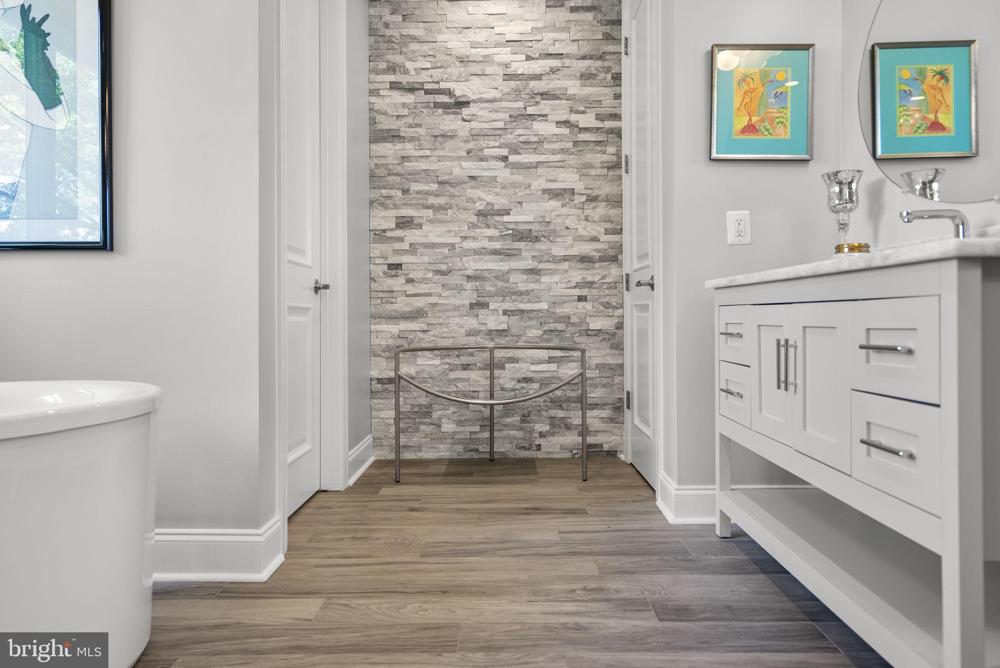 CHALK POINT - Residential