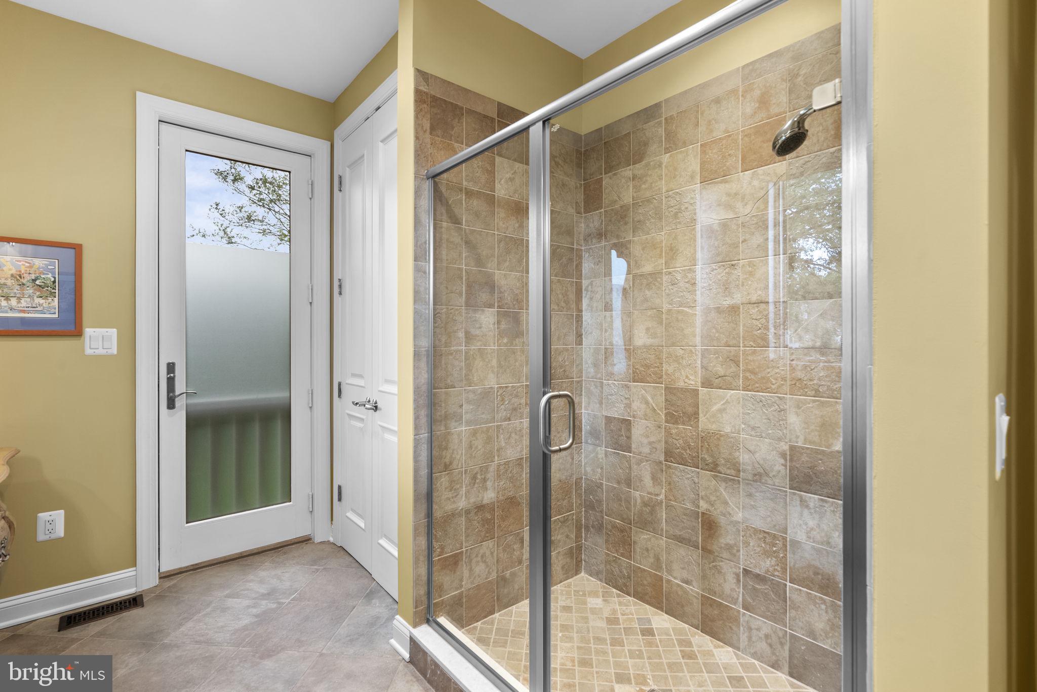 CHALK POINT - Residential