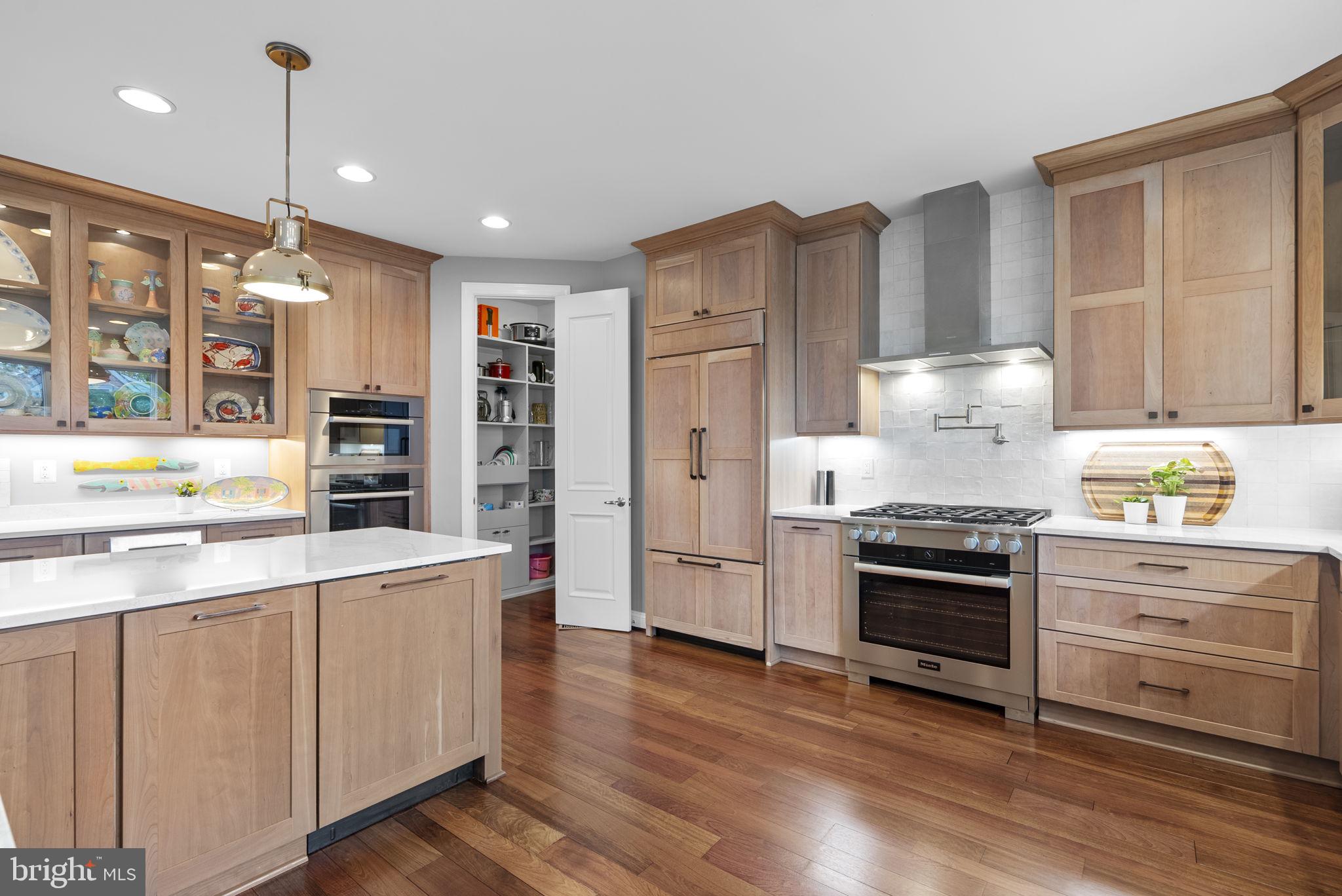 CHALK POINT - Residential