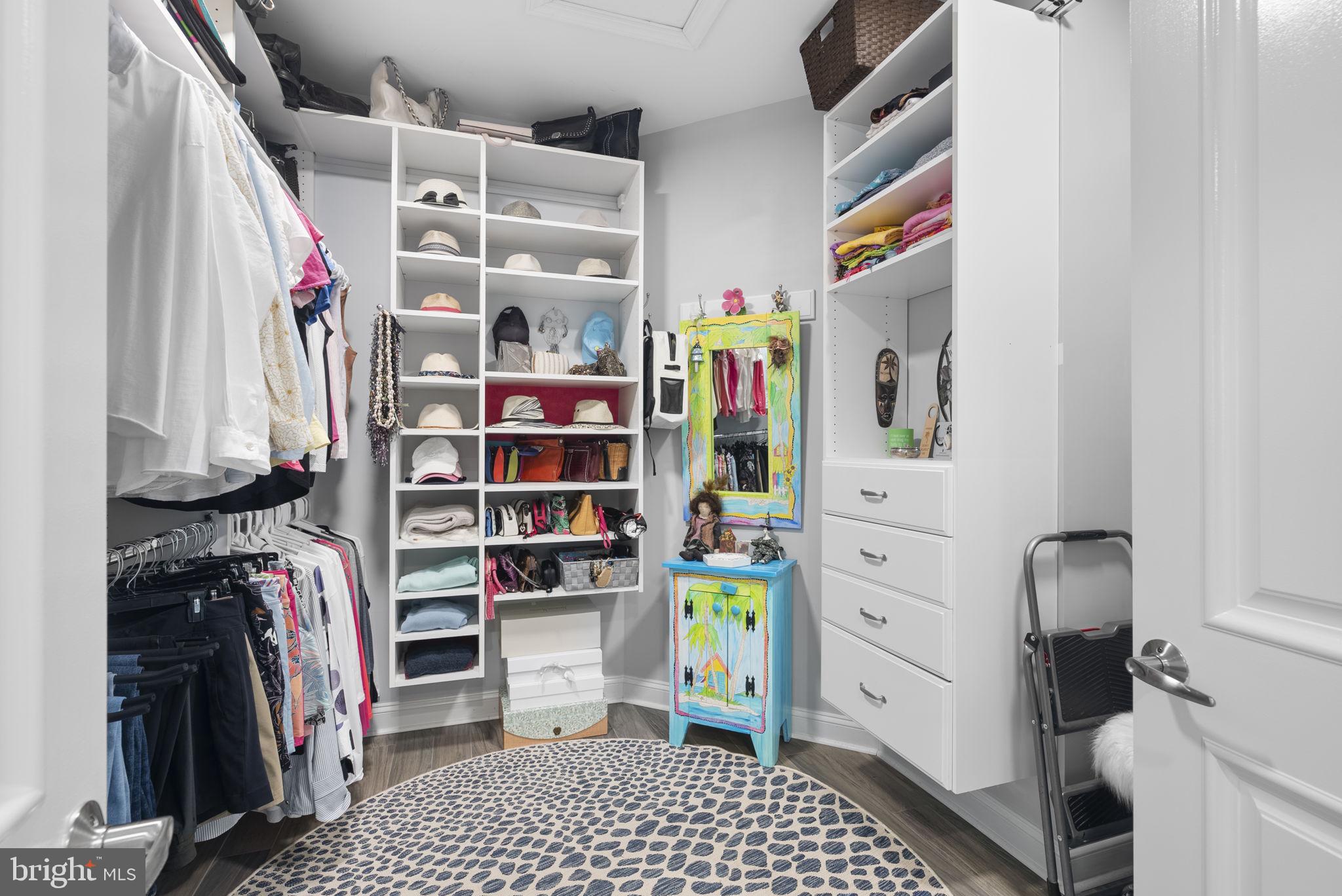 CHALK POINT - Residential