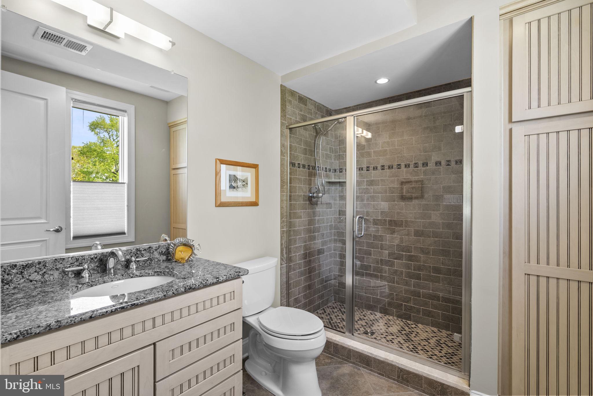 CHALK POINT - Residential