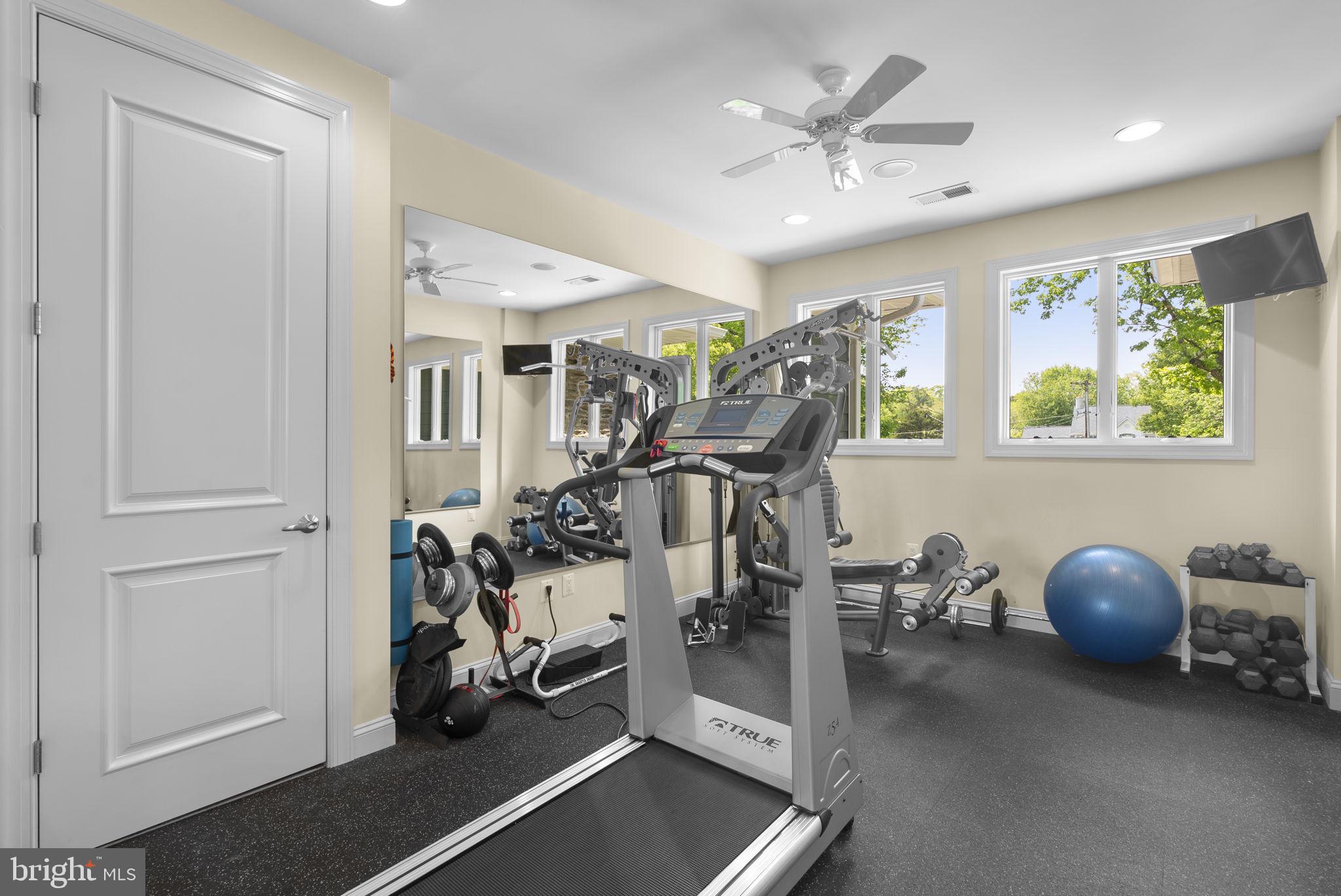 CHALK POINT - Residential