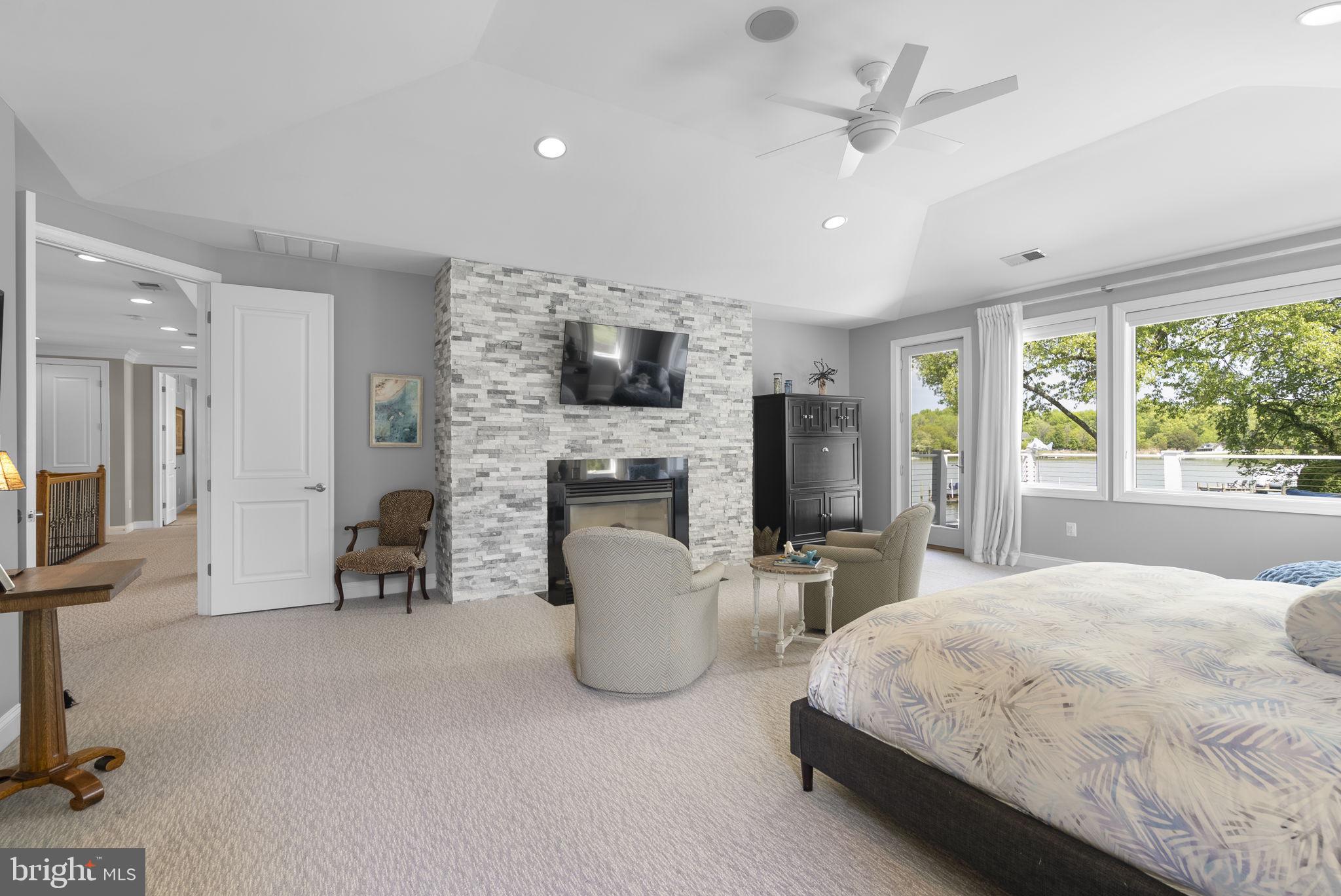 CHALK POINT - Residential