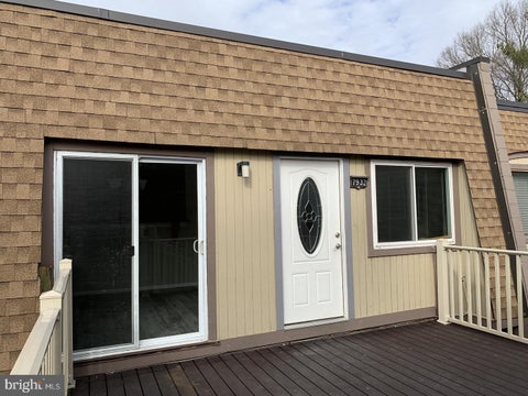 Condo For Rent - 7932 Silverada Place #126E<br/> ALEXANDRIA, VA 22309