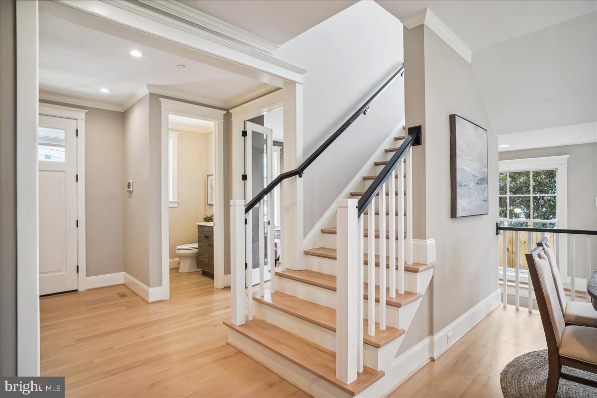 GLENBROOK KNOLLS - Residential