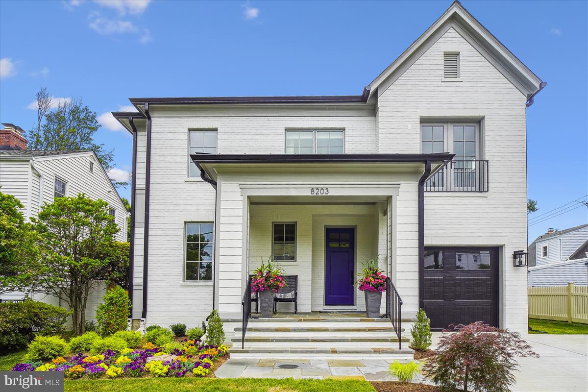 GLENBROOK KNOLLS - Residential