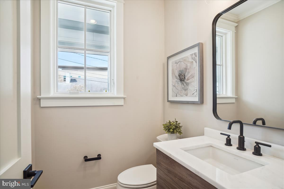 GLENBROOK KNOLLS - Residential