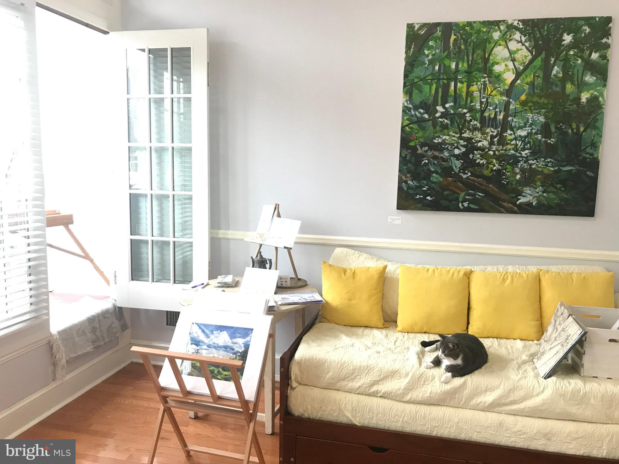 FAIRMOUNT - Commercial Lease