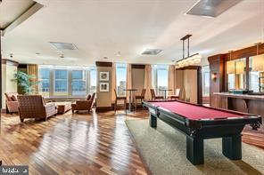 ONE PARK CREST - Residential Lease