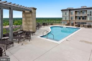 ONE PARK CREST - Residential Lease