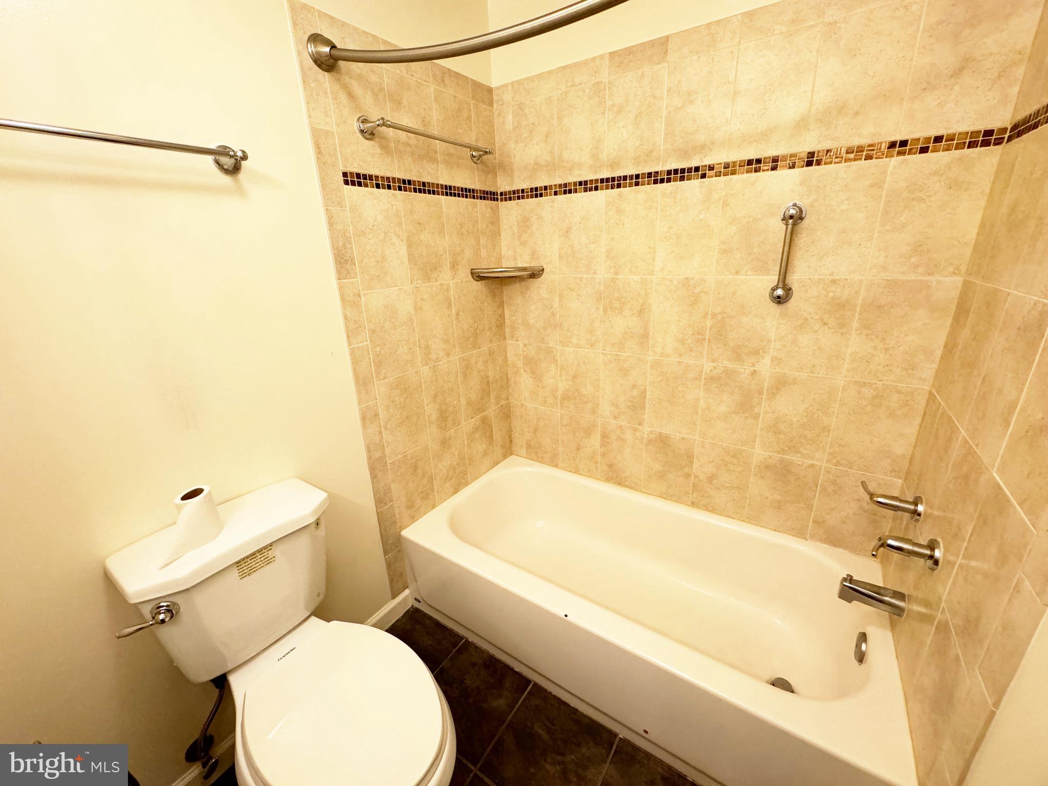 INDIAN CREEK VILLAGE - Residential