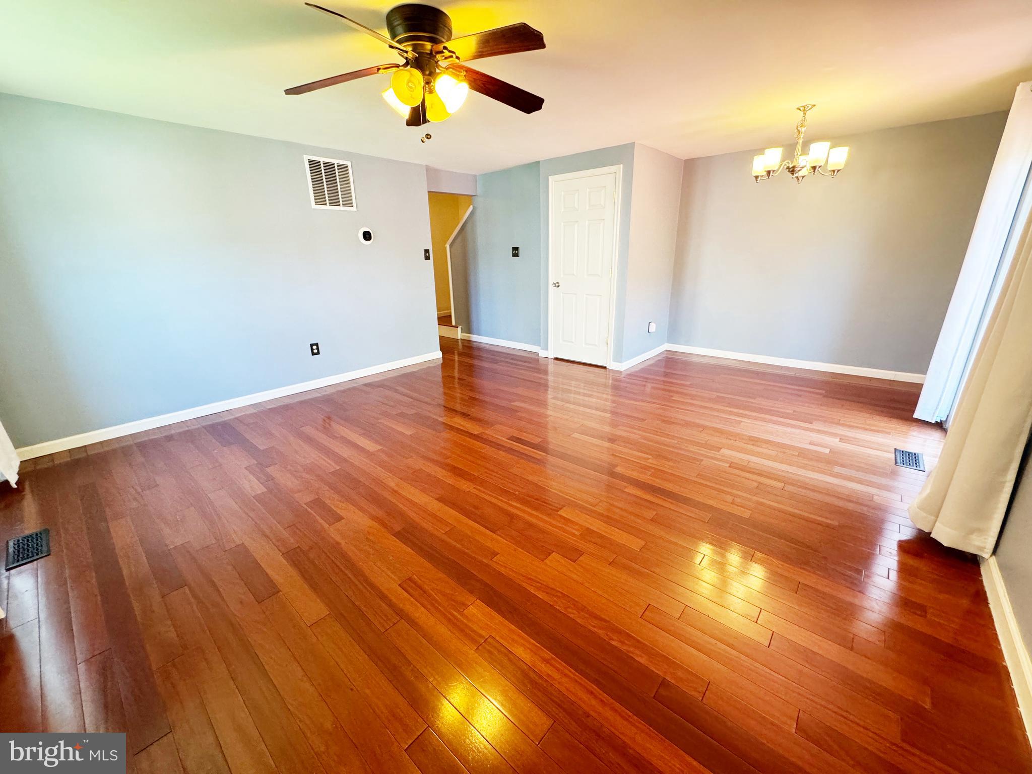 INDIAN CREEK VILLAGE - Residential