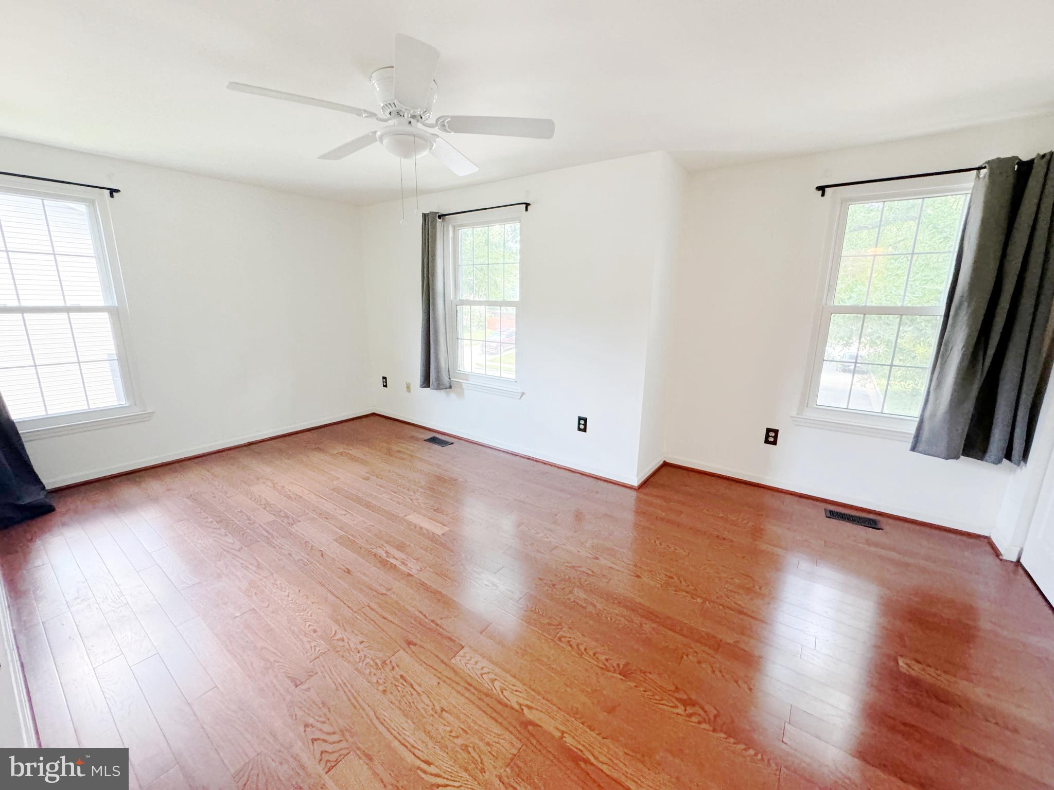 INDIAN CREEK VILLAGE - Residential