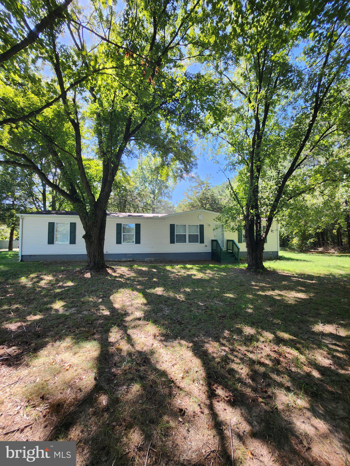 450 EQUITATION LANE