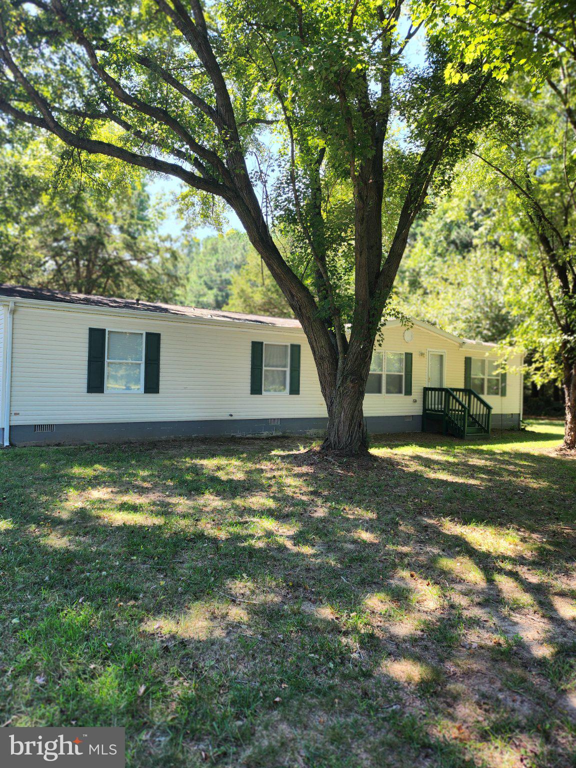 450 EQUITATION LANE