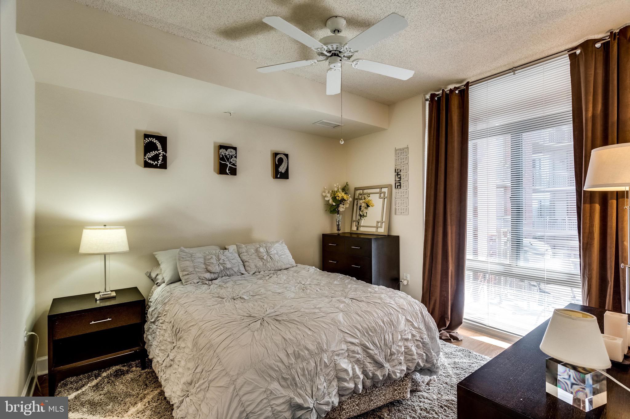 ECLIPSE ON CENTER PARK - Residential Lease