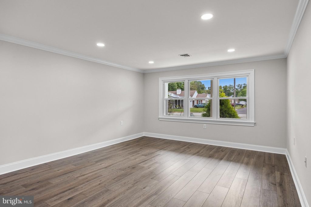 Photo of 175 Huntington Drive, SOUTHAMPTON, NJ 08088 (MLS # NJBL2096178)