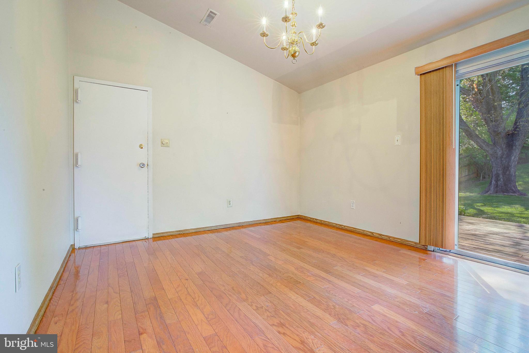 POINTER RIDGE AT COLLINGTON - Residential