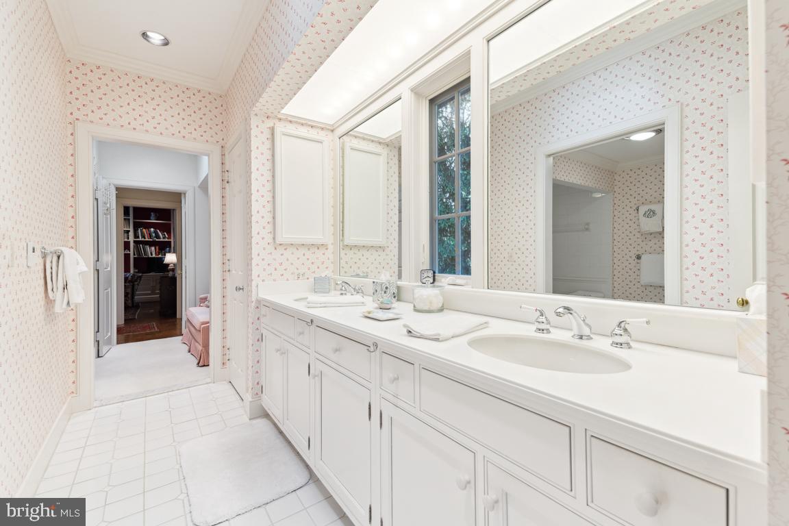 OAK HILL ESTATES - Residential